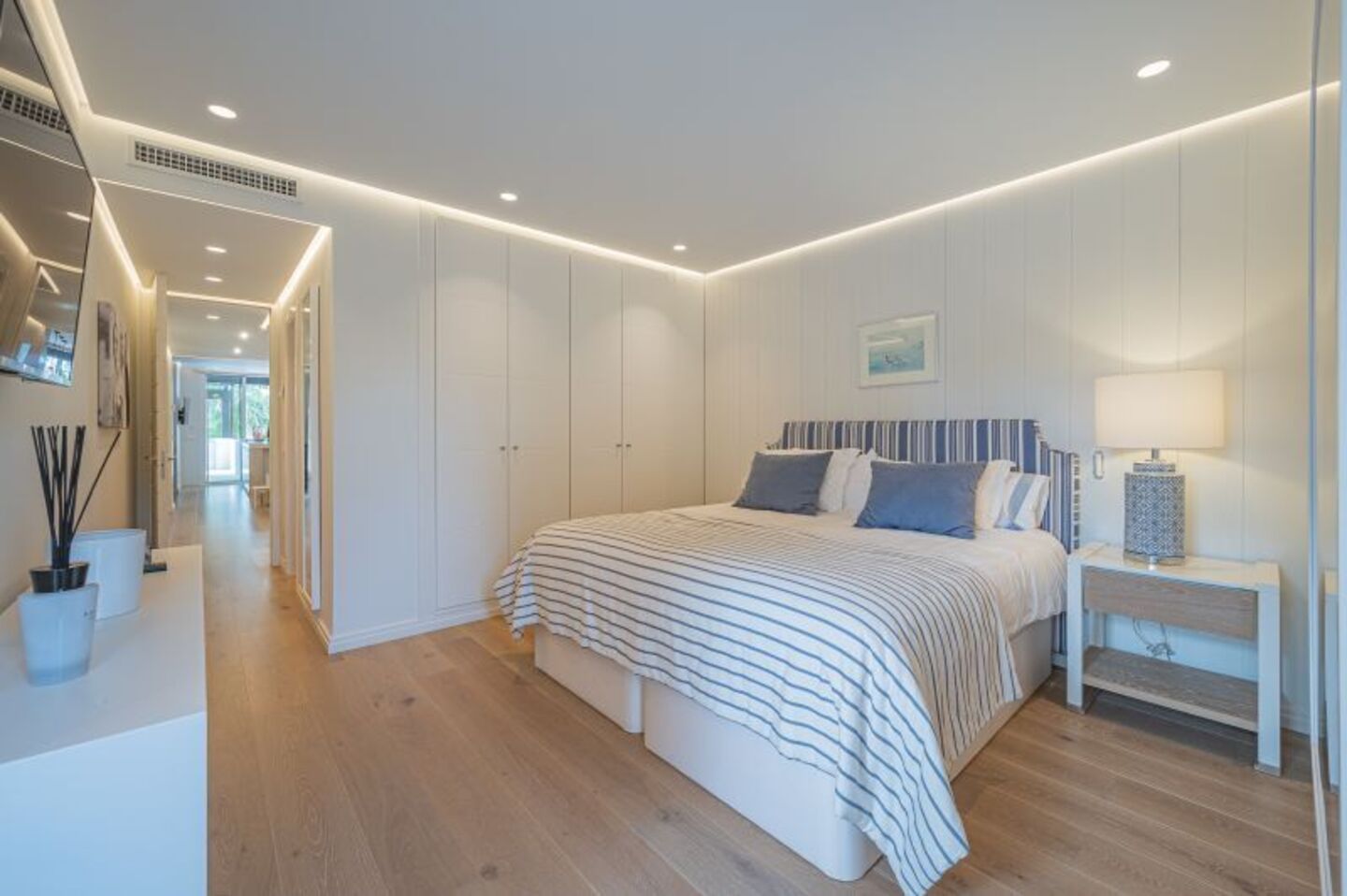 Penthouse duplex for rental in Marina Puente Romano
