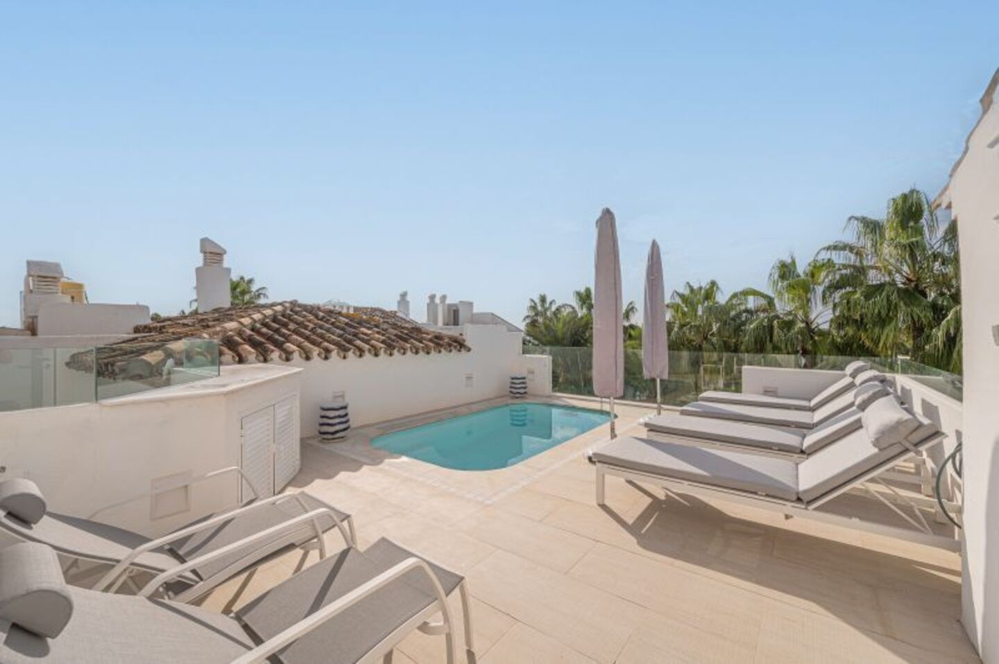 Penthouse duplex for rental in Marina Puente Romano