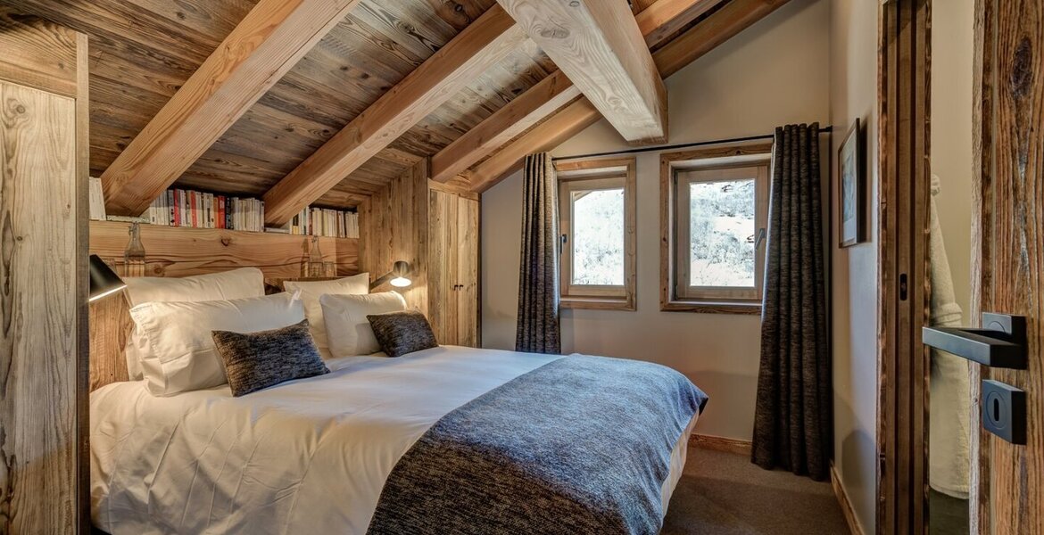Estamos muy contentos de presentar Chalet . Se trata de un i