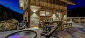 Estamos muy contentos de presentar Chalet . Se trata de un i