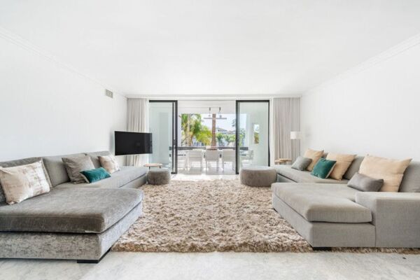 Piso en venta en Marina Puente Romano