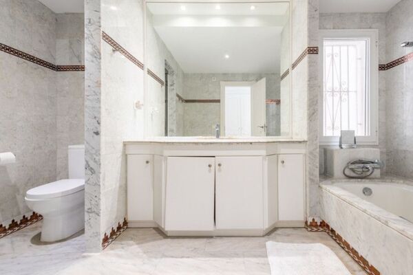 Piso en venta en Marina Puente Romano