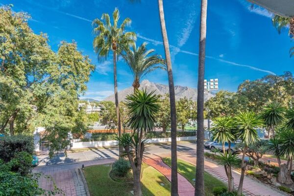 Piso en venta en Marina Puente Romano