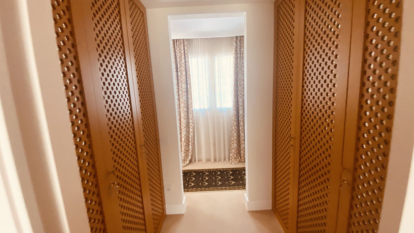Villa de lujo en alquiler en primera línea de playa marbella