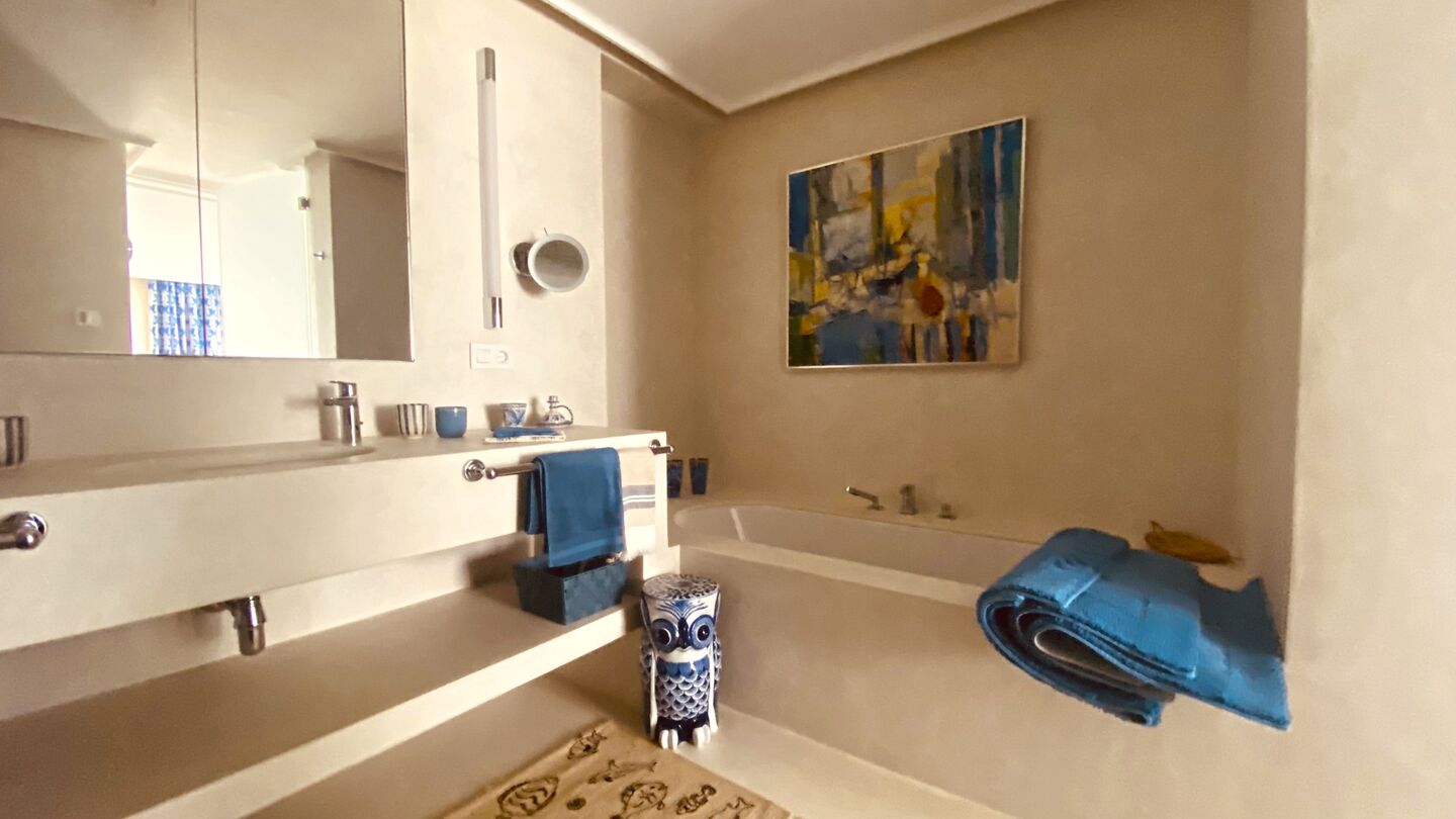 Villa de lujo en alquiler en primera línea de playa marbella