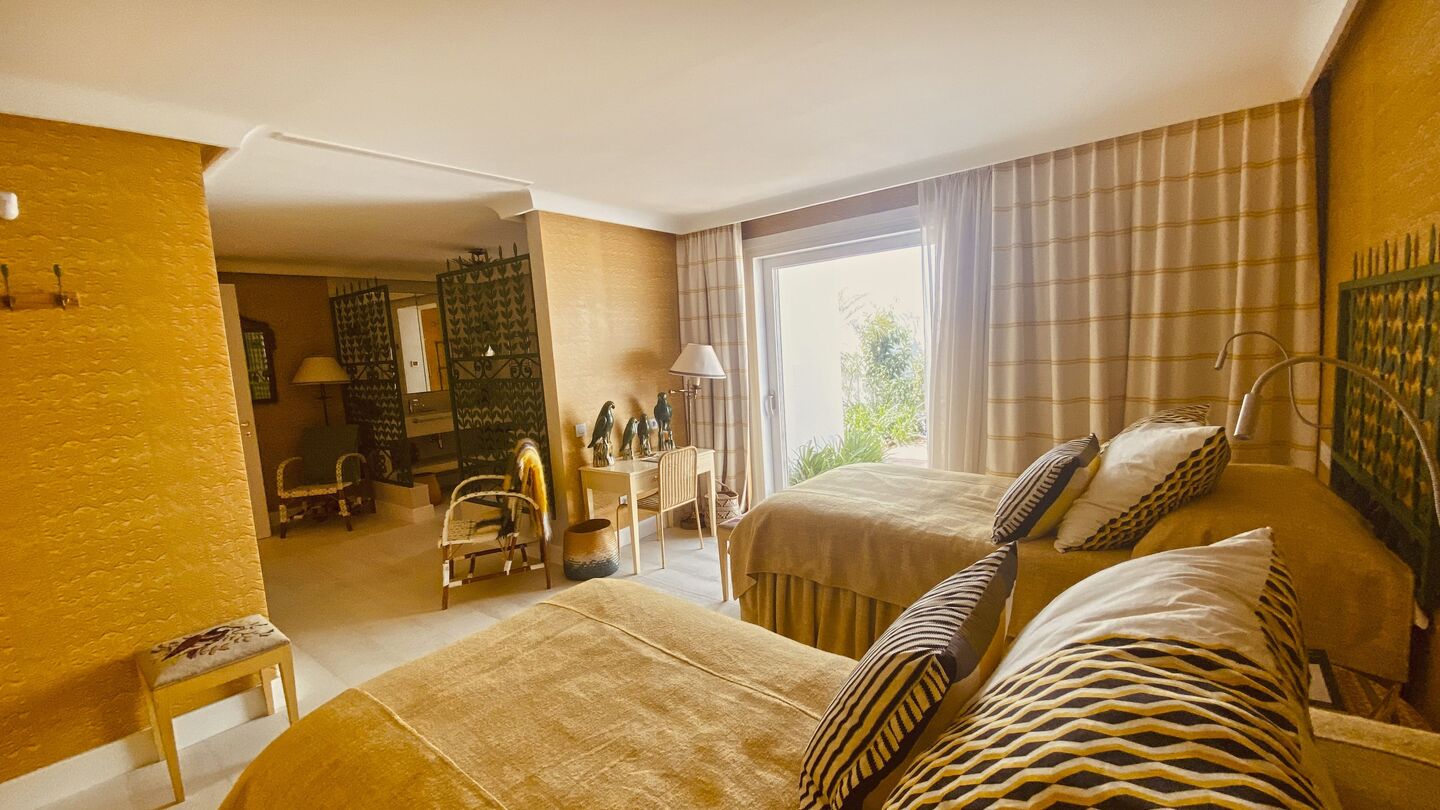 Villa de lujo en alquiler en primera línea de playa marbella