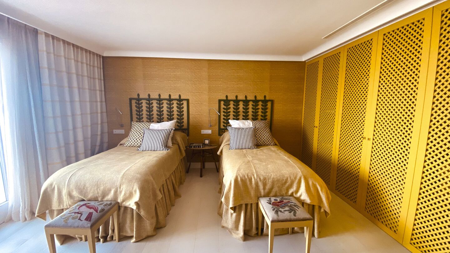 Villa de lujo en alquiler en primera línea de playa marbella