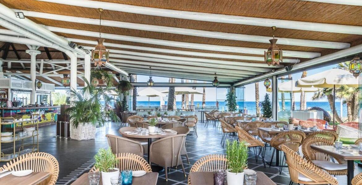 Эти апартаменты Estepona находятся в 4 км от центра города Э