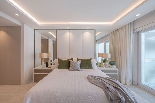 Un elegante apartamento de tres dormitorios en la planta baj
