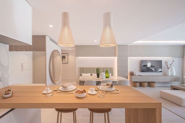 Un elegante apartamento de tres dormitorios en la planta baj