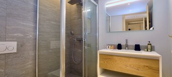 Location de chalets de luxe skis aux pieds à Courchevel 1550
