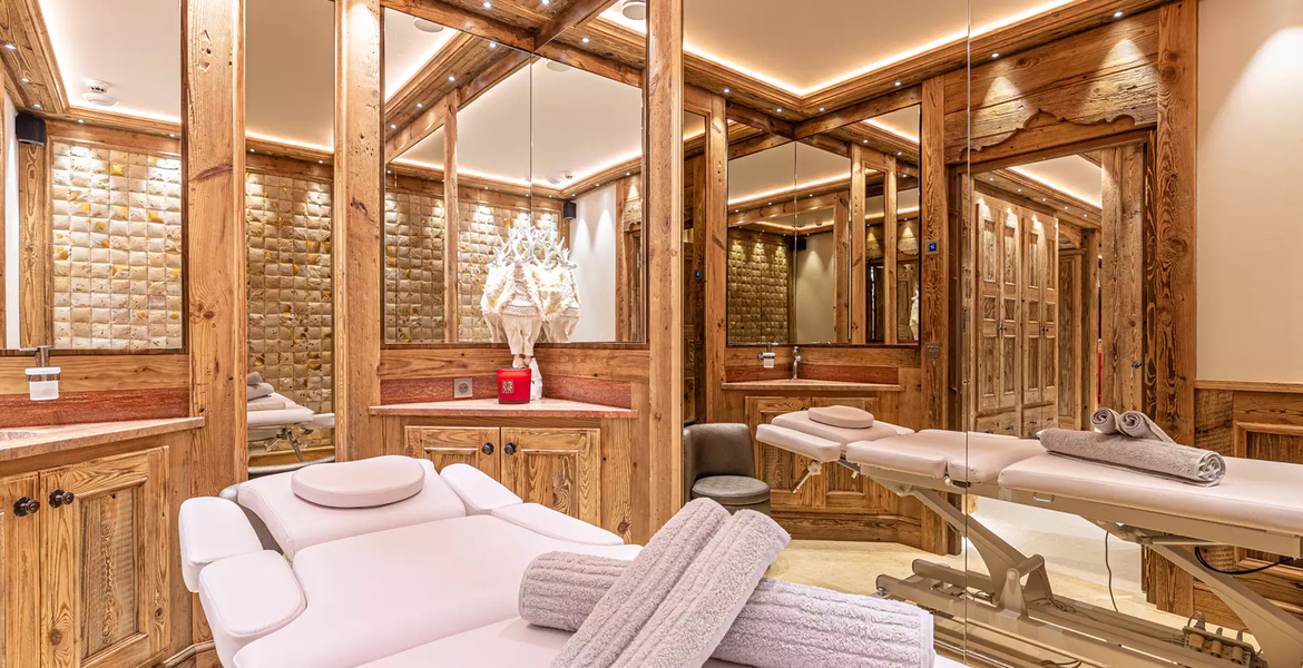 Chalet  Courchevel 1850 French Alps