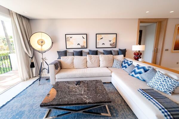 Apartamento de lujo en venta en Marina Puente Romano
