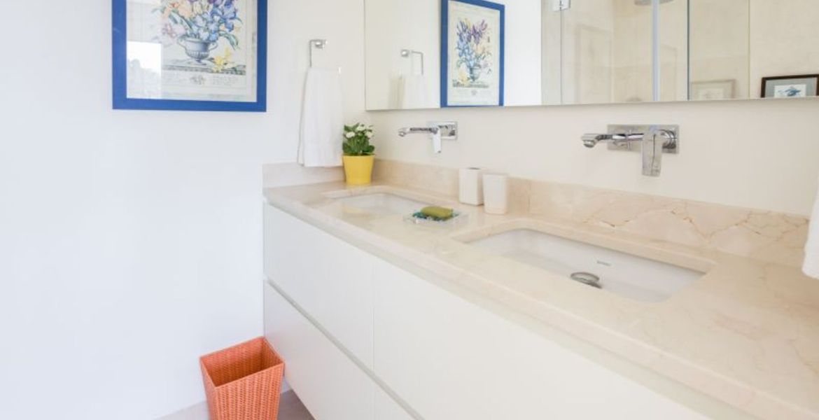 Increíble apartamento moderno de 3 dormitorios y 4 baños