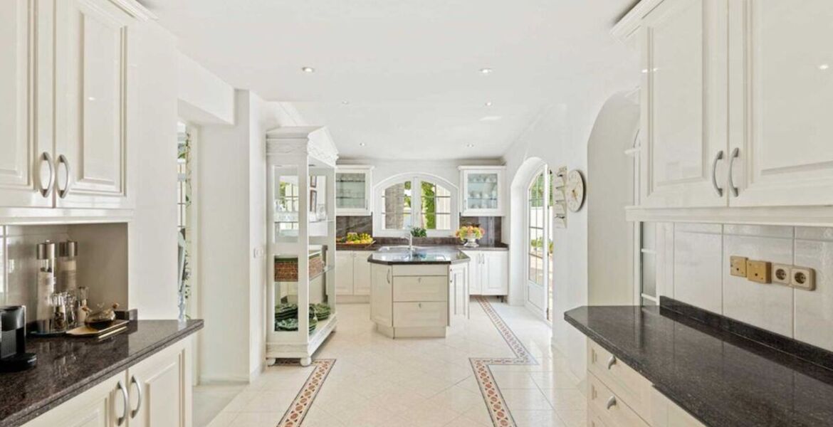Villa de luxe en bord de mer Los Monteros, Marbella