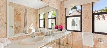 Villa de luxe en bord de mer Los Monteros, Marbella