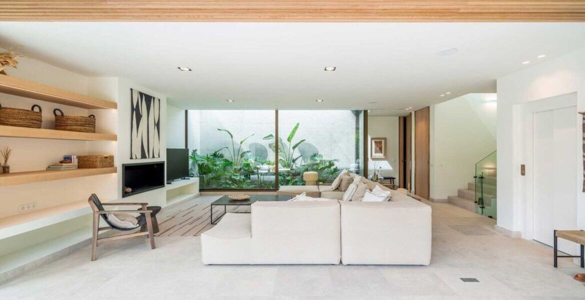 Villa moderna en alquiler en Benahavis