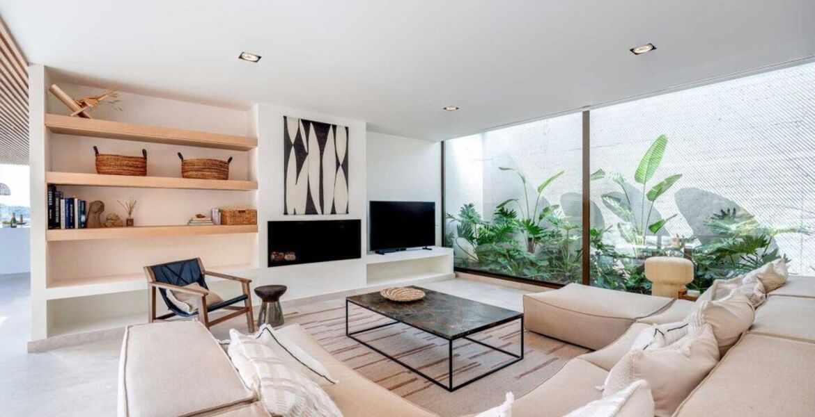 Villa moderna en alquiler en Benahavis