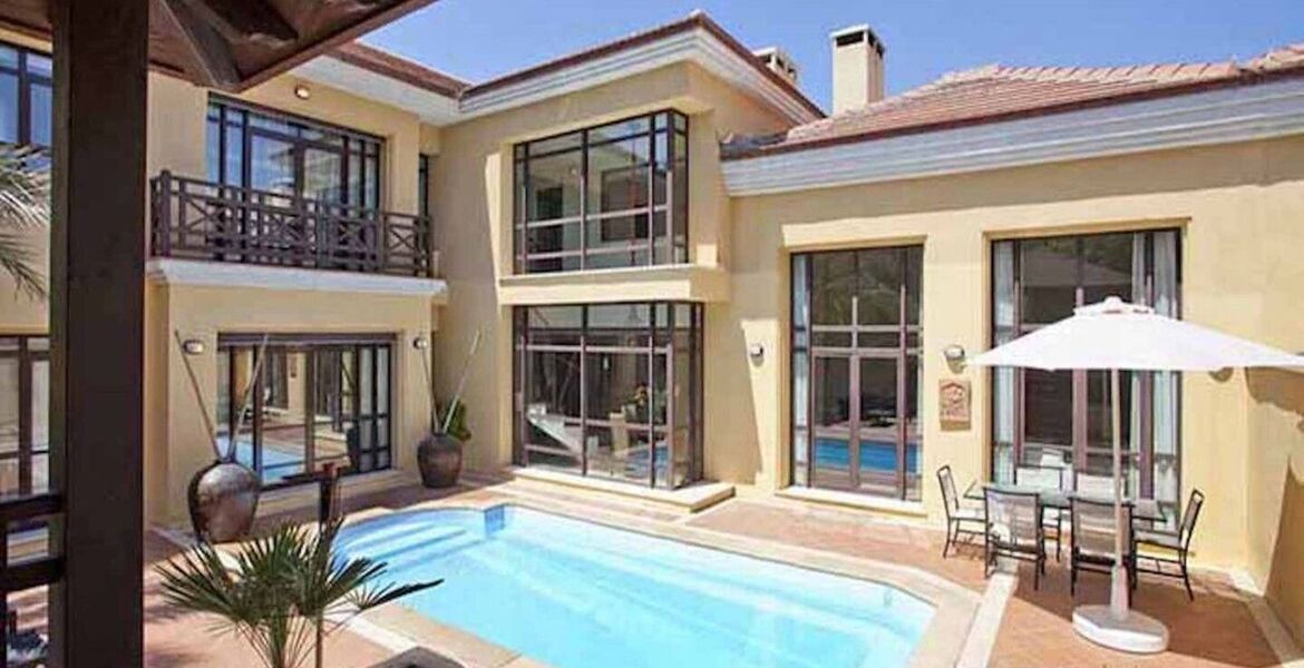 Bahía de Banús Bungalow in Puerto Banus