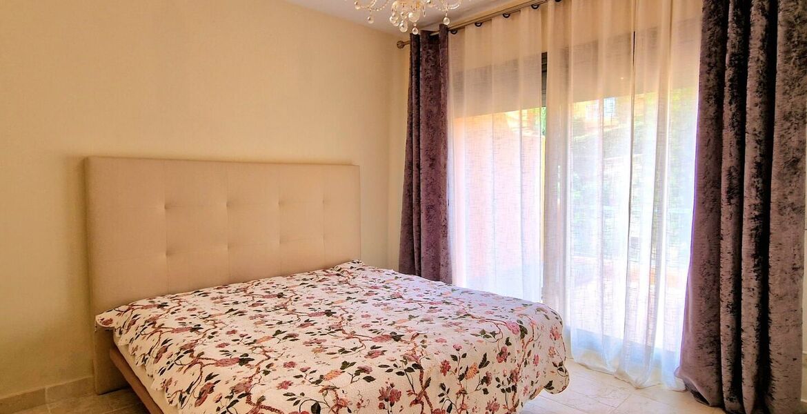 Appartement à louer à Benatalaya Estepona