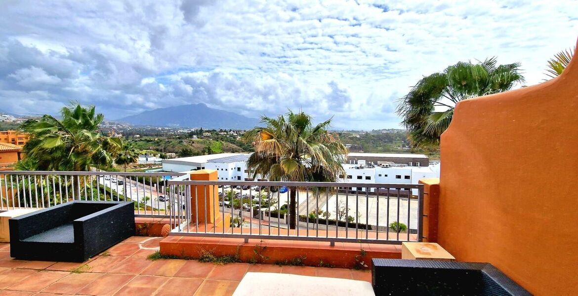 Appartement à louer à Benatalaya Estepona
