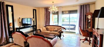 Appartement à louer à Benatalaya Estepona