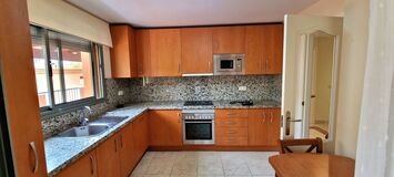 Appartement à louer à Benatalaya Estepona