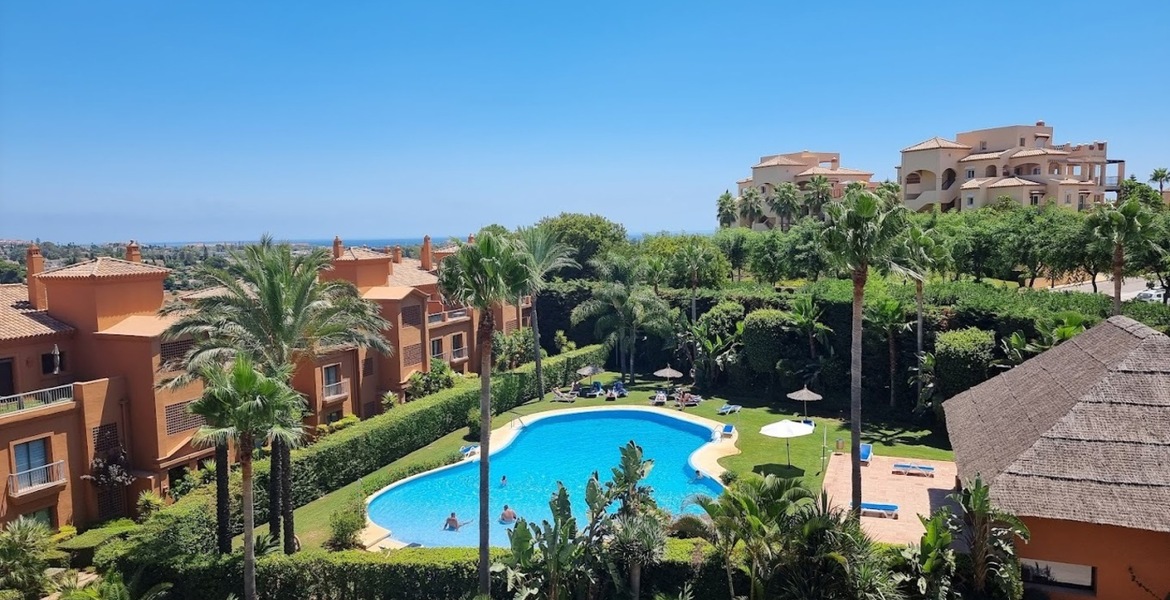 Appartement à louer à Benatalaya Estepona