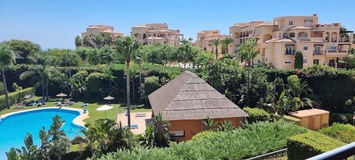 Appartement à louer à Benatalaya Estepona