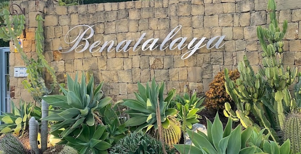 Appartement à louer à Benatalaya Estepona