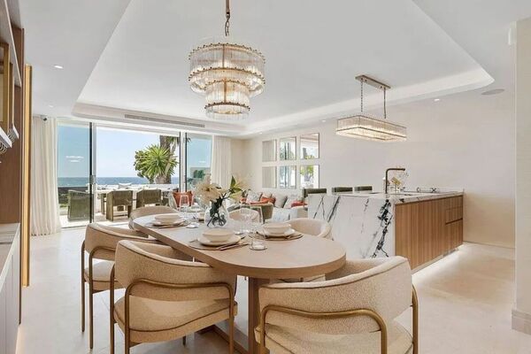 Apartamento en primera línea de playa en Puente Romano
