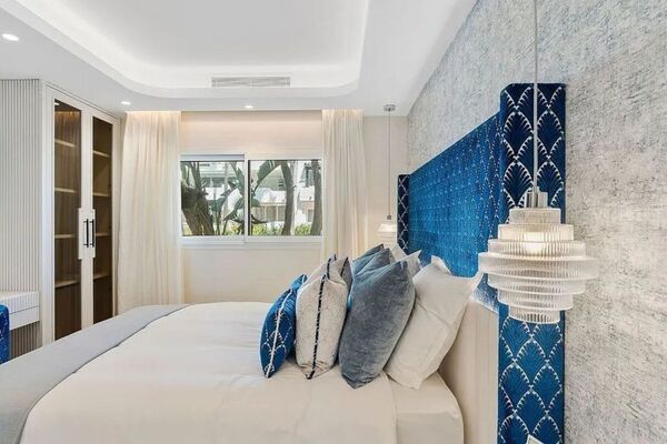 Apartamento en primera línea de playa en Puente Romano
