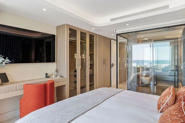Apartamento en primera línea de playa en Puente Romano