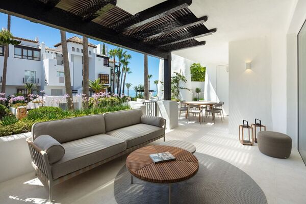 Apartamento de lujo en venta en Marina de Puente Romano