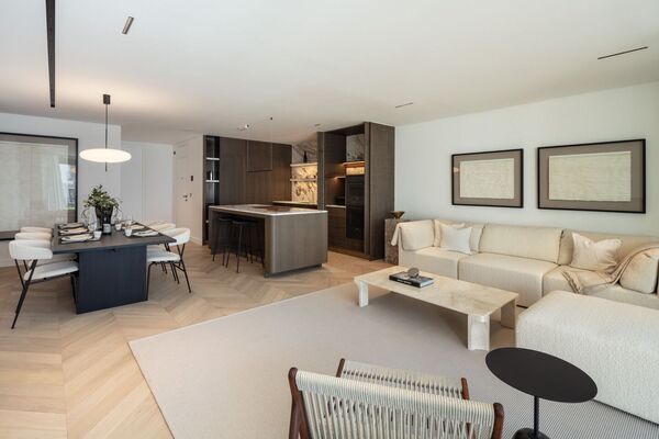 Apartamento de lujo en venta en Marina de Puente Romano