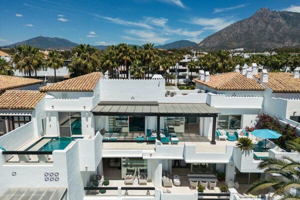Ático Dúplex en primera línea en venta en Milla de Oro
