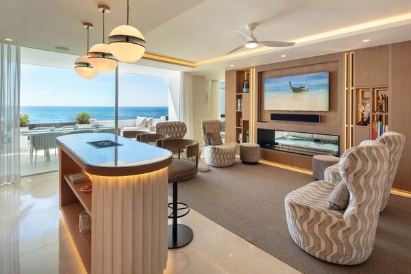 Ático Dúplex en primera línea en venta en Milla de Oro