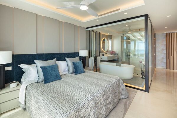 Ático Dúplex en primera línea en venta en Milla de Oro