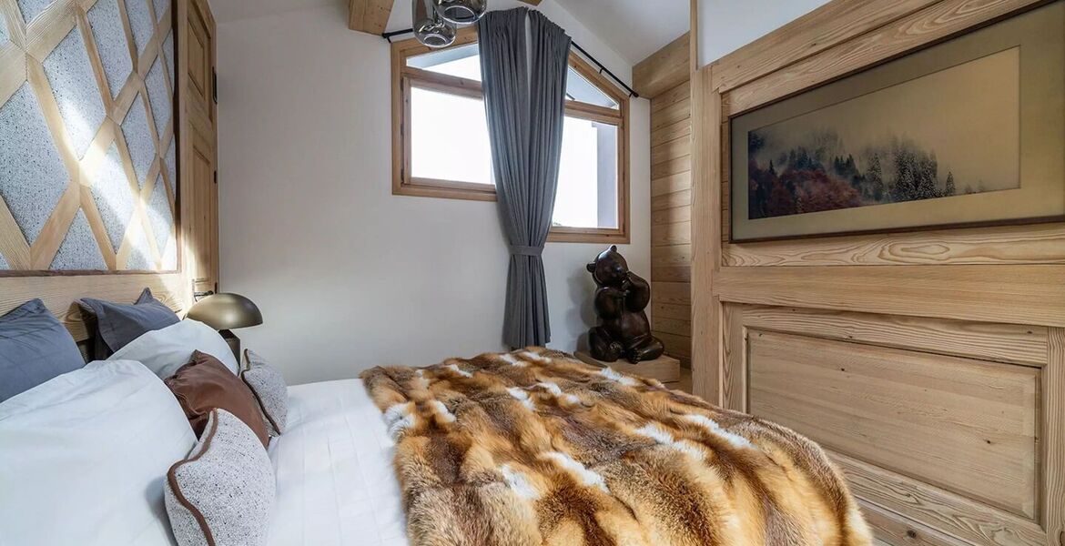 A pocos pasos del centro del pueblo de Courchevel 1850, este