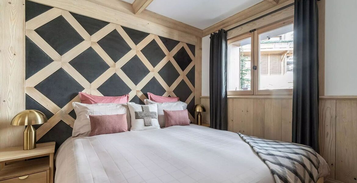 A pocos pasos del centro del pueblo de Courchevel 1850, este
