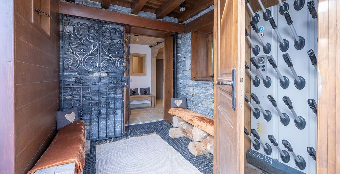 A pocos pasos del centro del pueblo de Courchevel 1850, este