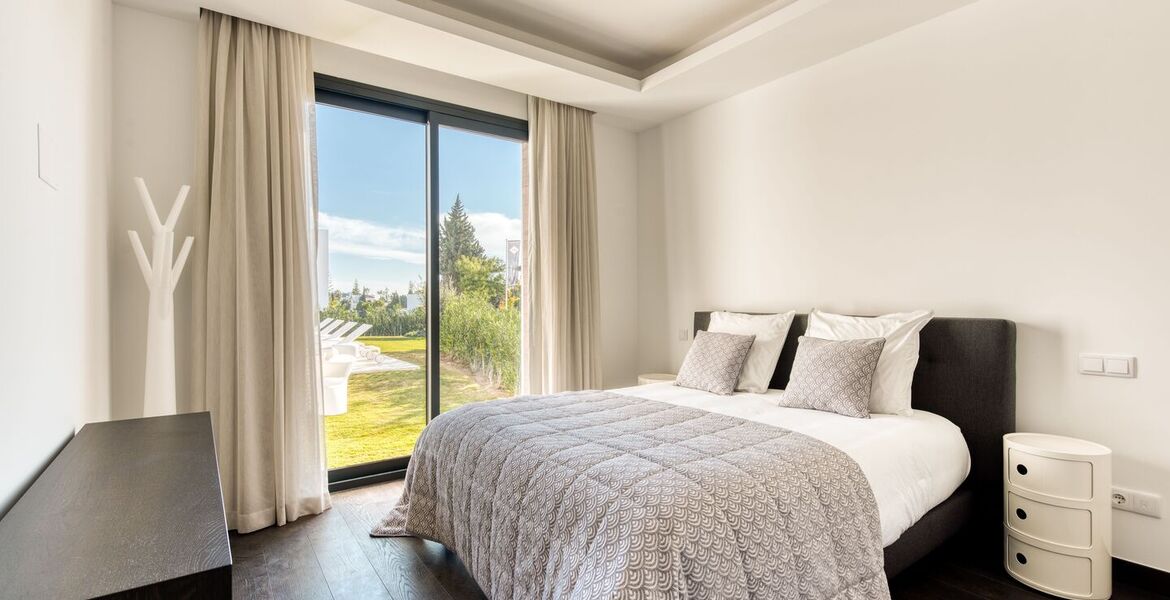 Villa for rent in Estepona