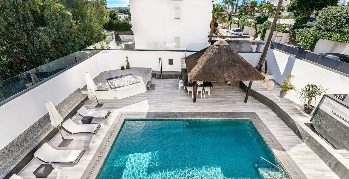 Villa for rent in Puerto banus
