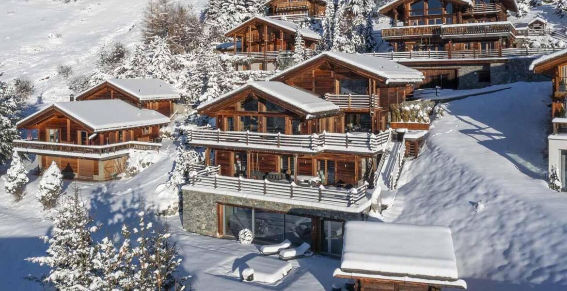 This is an exclusive 630m² luxury Verbier ski chalet