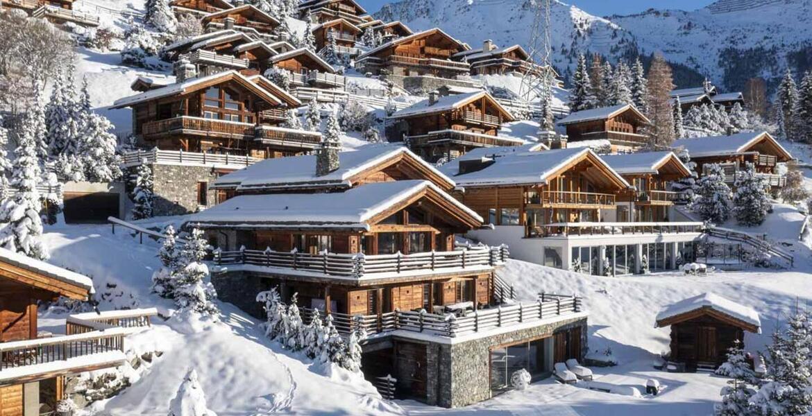 This is an exclusive 630m² luxury Verbier ski chalet