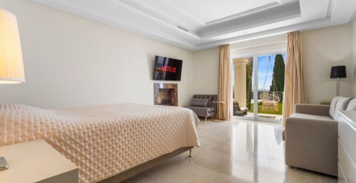 Villa à Marbella avec vue imprenable sur la mer