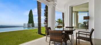 Villa à Marbella avec vue imprenable sur la mer