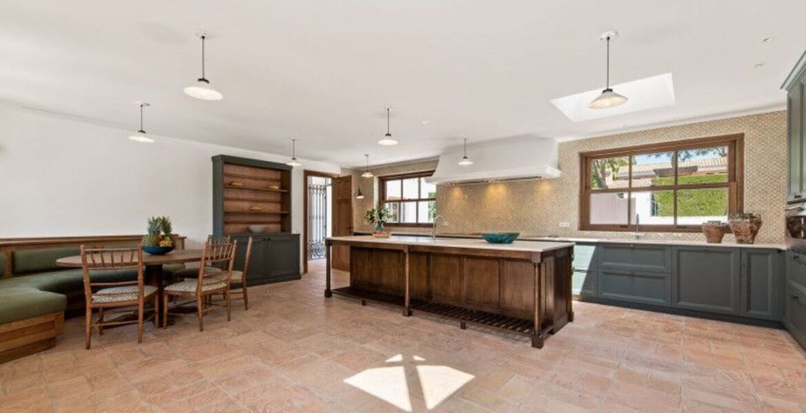 Luxury Villa on Marbella's Golden Mile with Private Pool