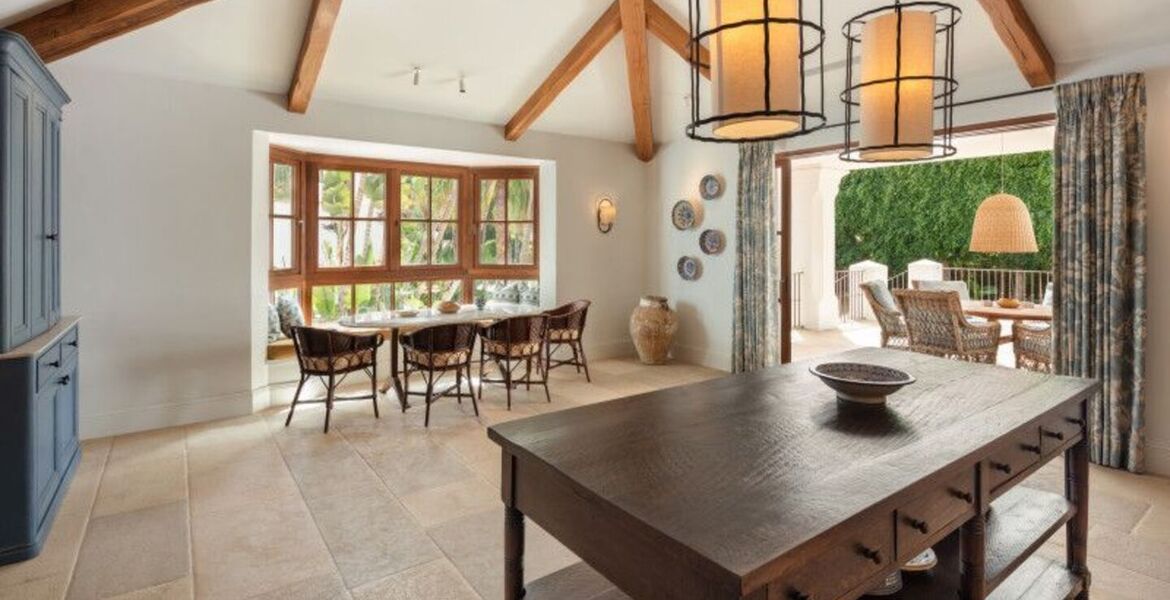 Luxury Villa on Marbella's Golden Mile with Private Pool