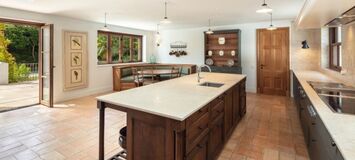 Luxury Villa on Marbella's Golden Mile with Private Pool